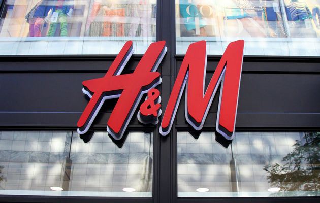 H&M Group Fashions a Sustainable Brand Marketing Strategy on LinkedIn